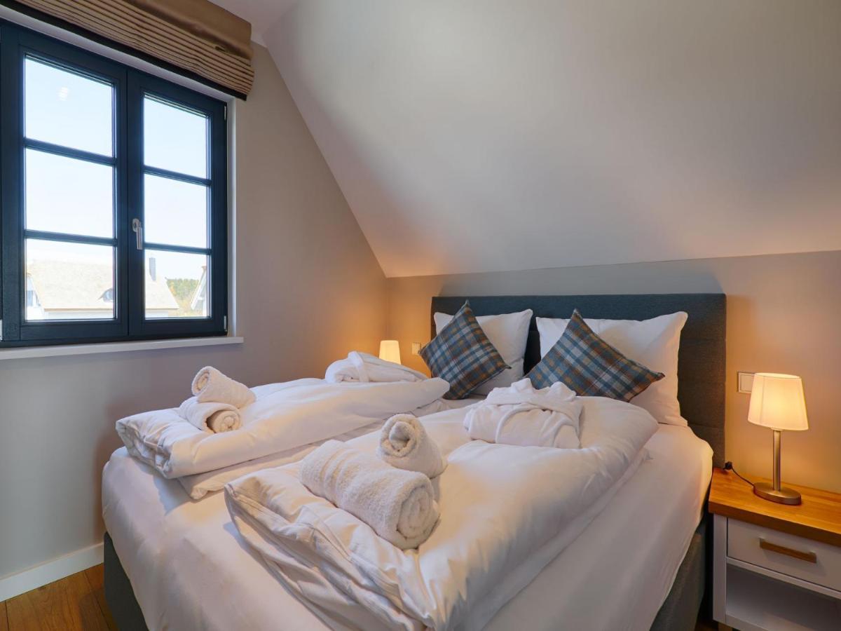 Reetland Am Meer - Premium Reetdachvilla Mit 3 Schlafzimmern, Sauna Und Kamin F23 Dranske Zewnętrze zdjęcie